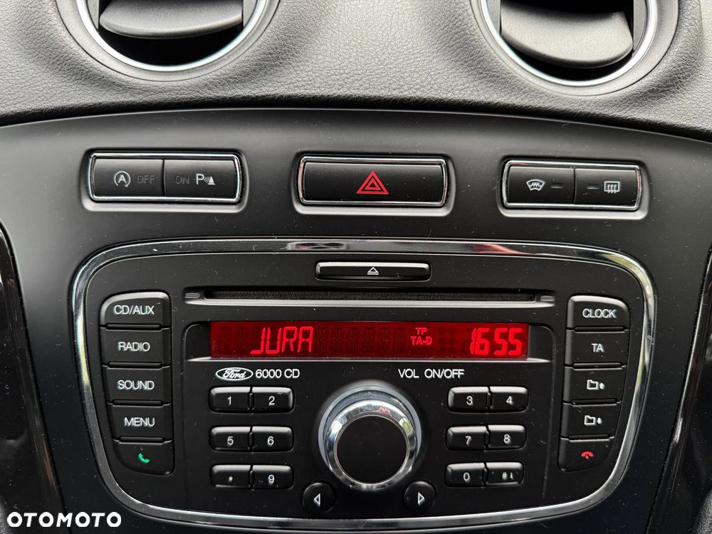Ford Mondeo - 25