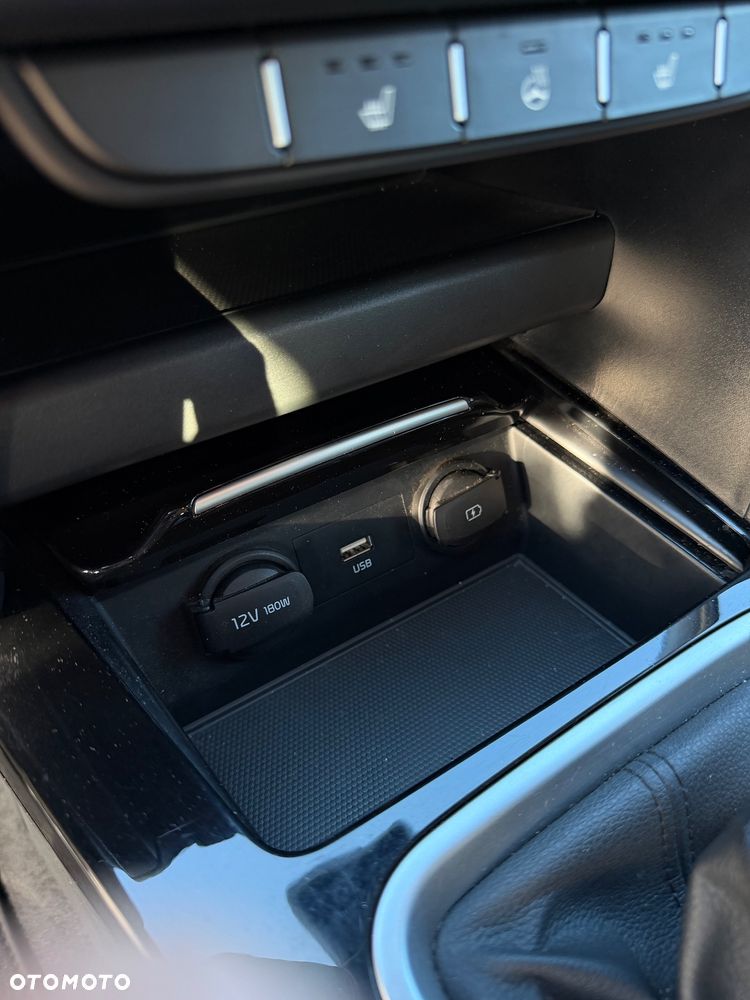 Kia Ceed 1.5 T-GDI Business Line - 13