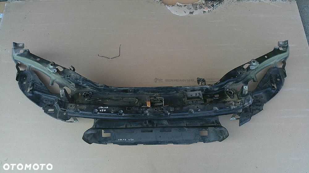 VOLVO V50 PAS PRZEDNI WZMOCNIENIE OKULAR - 2