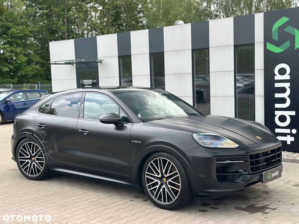 Porsche Cayenne - 1