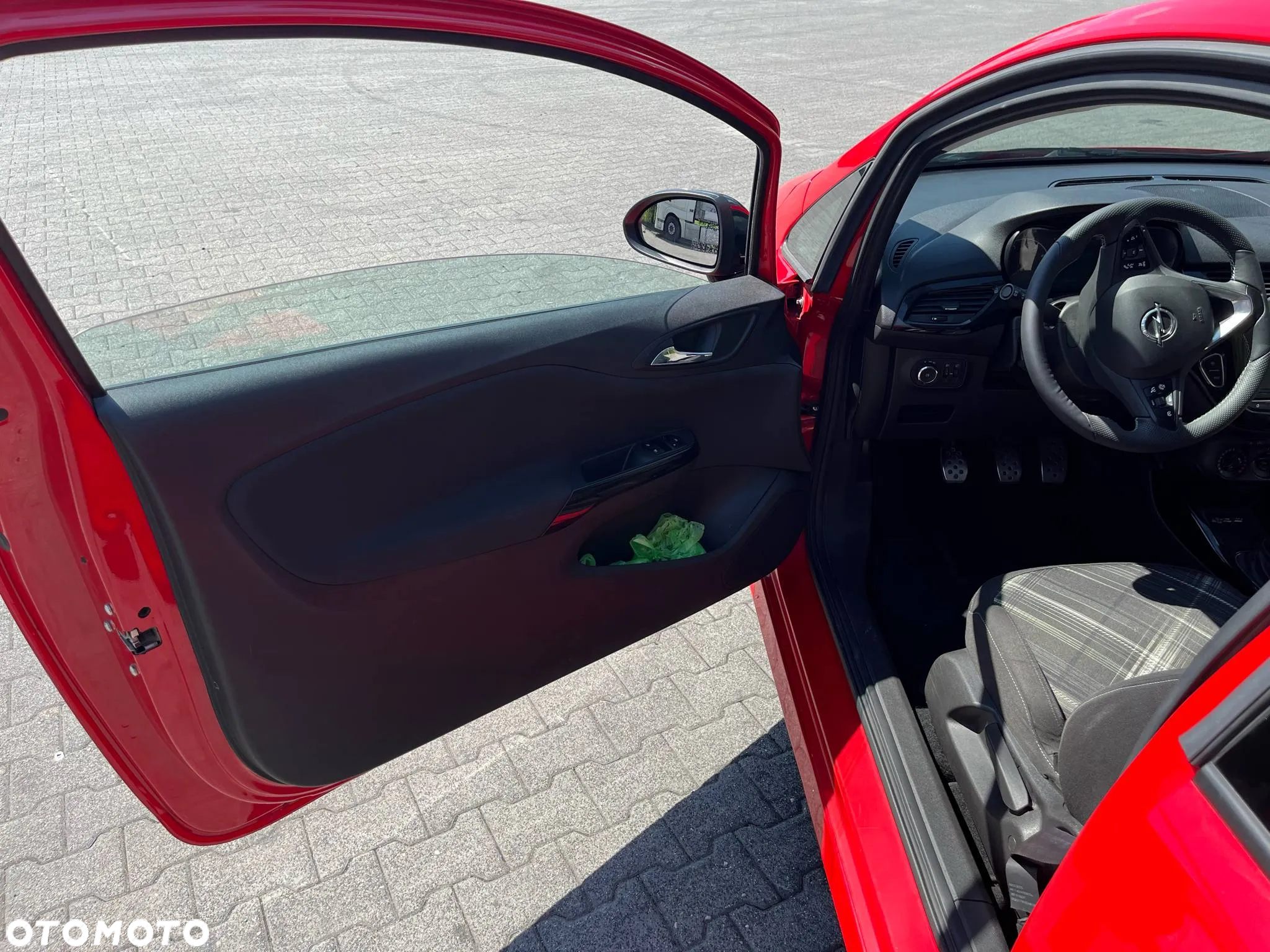 Opel Corsa 1.4 T Cosmo S&S - 11