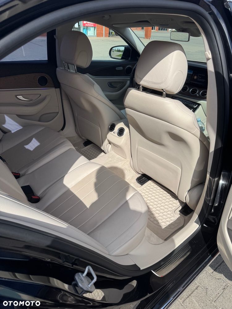 Mercedes-Benz Klasa E 220 d Business Edition 9G-TRONIC - 11