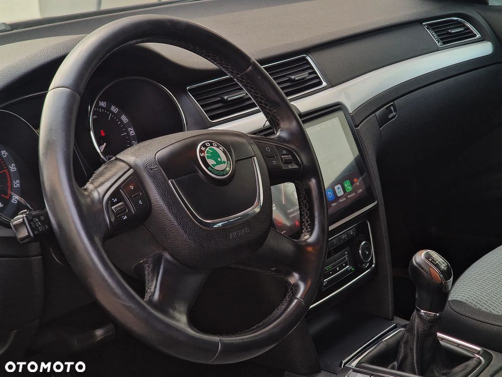 Skoda Superb 2.0 TDI Elegance - 5