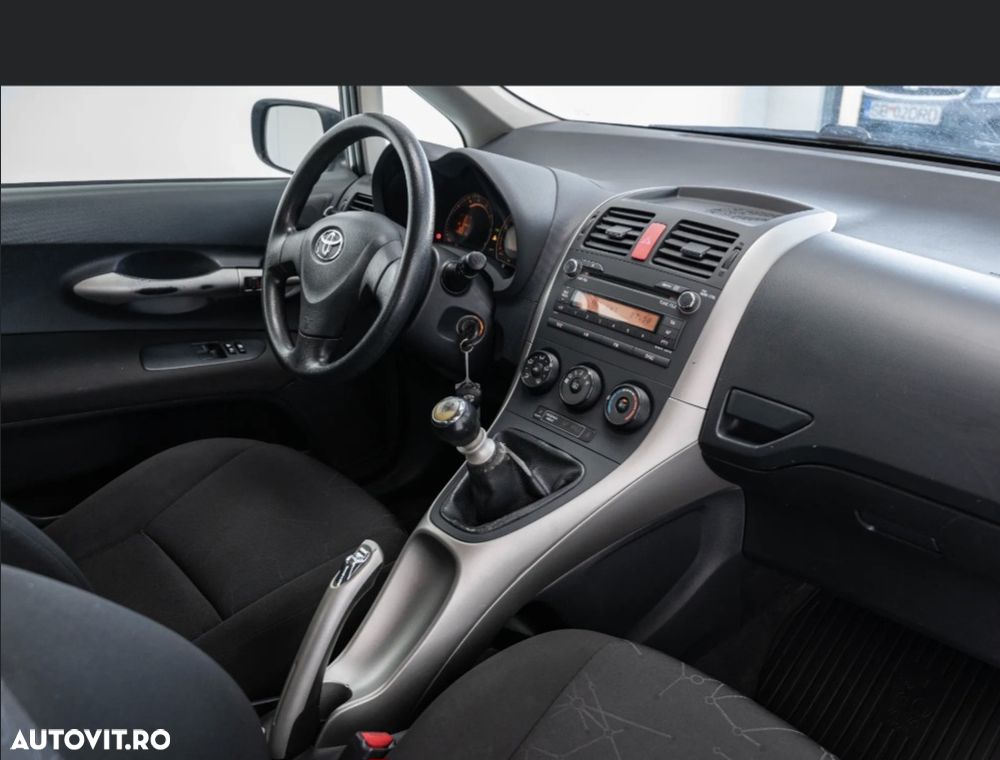 Toyota Auris 1.3 Dual VVT-i Terra - 7