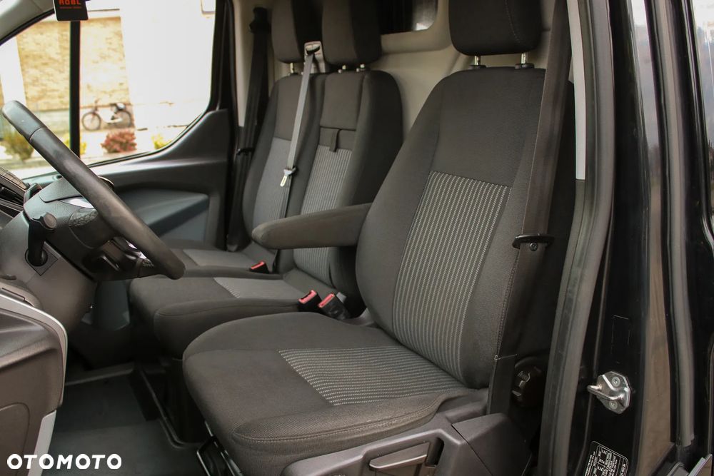Ford Transit Custom - 31