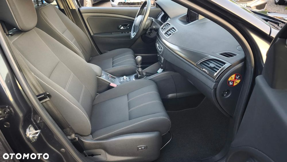 Renault Megane 1.6 16V Limited - 10