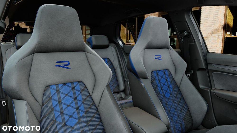 Volkswagen Golf - 11