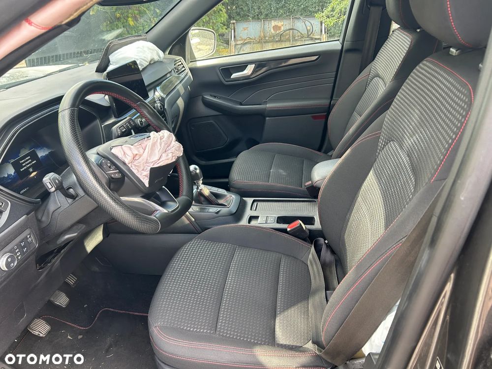 Ford Kuga 1.5 EcoBoost 2x4 ST-Line - 20