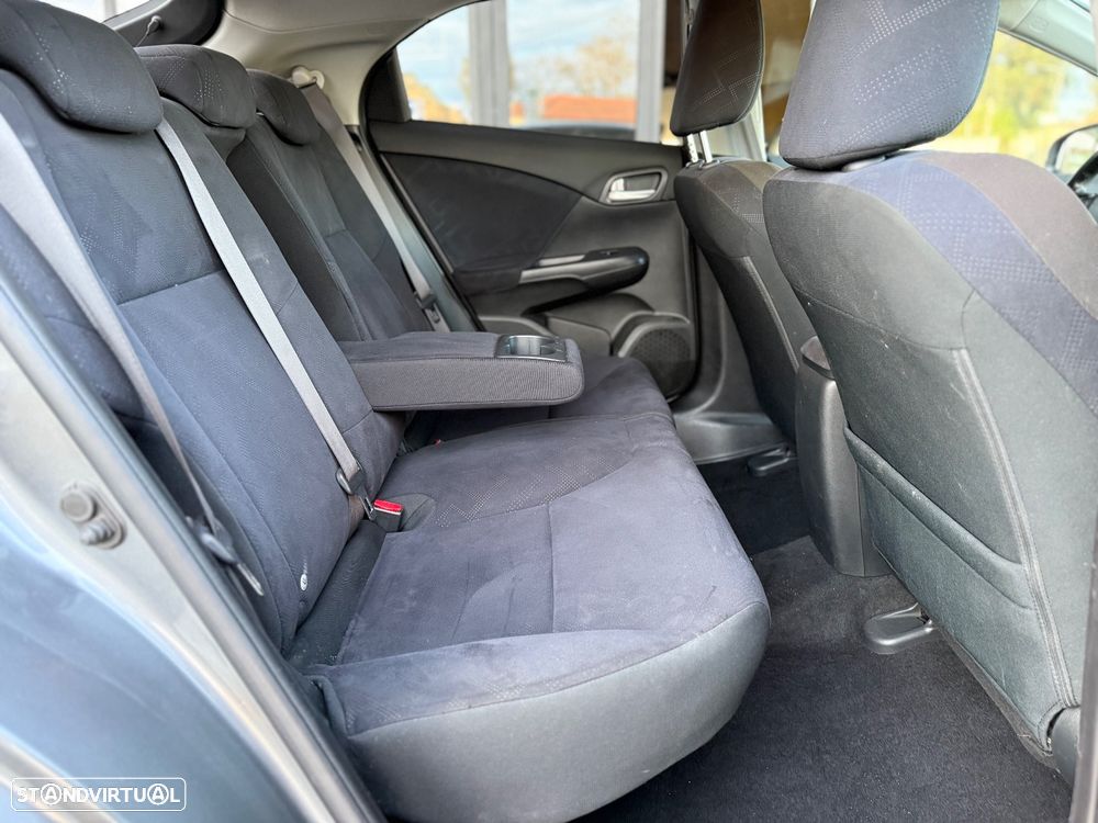 Honda Civic 1.4 i-VTEC - 21