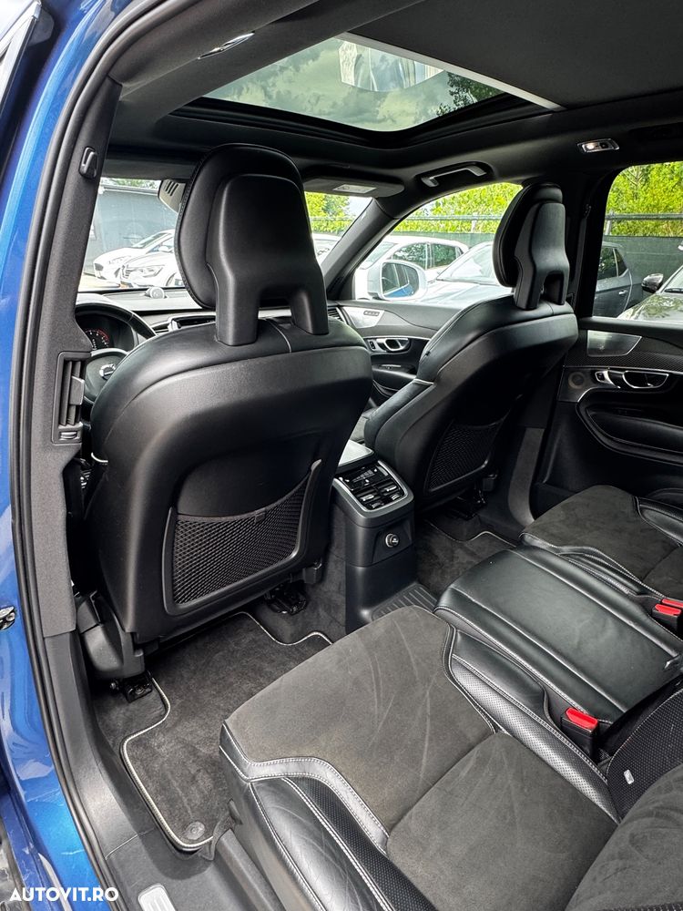 Volvo XC 90 - 7