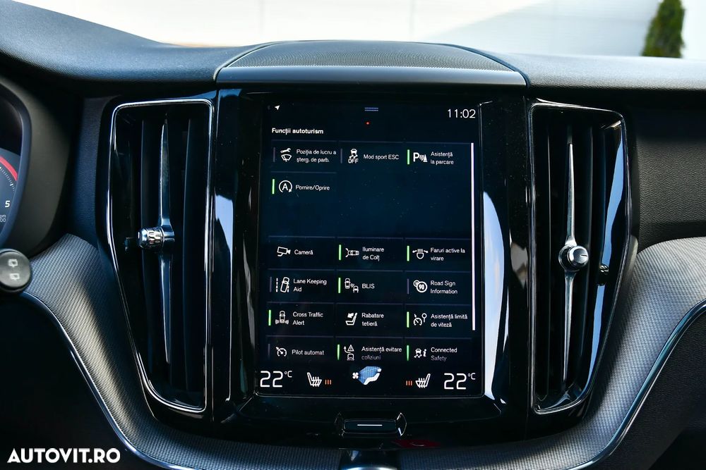 Volvo XC 60 D4 AWD R-Design - 21