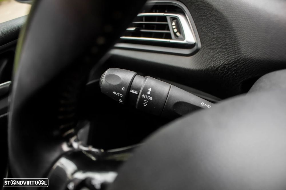 Peugeot 308 SW 1.6 BlueHDi Style - 13