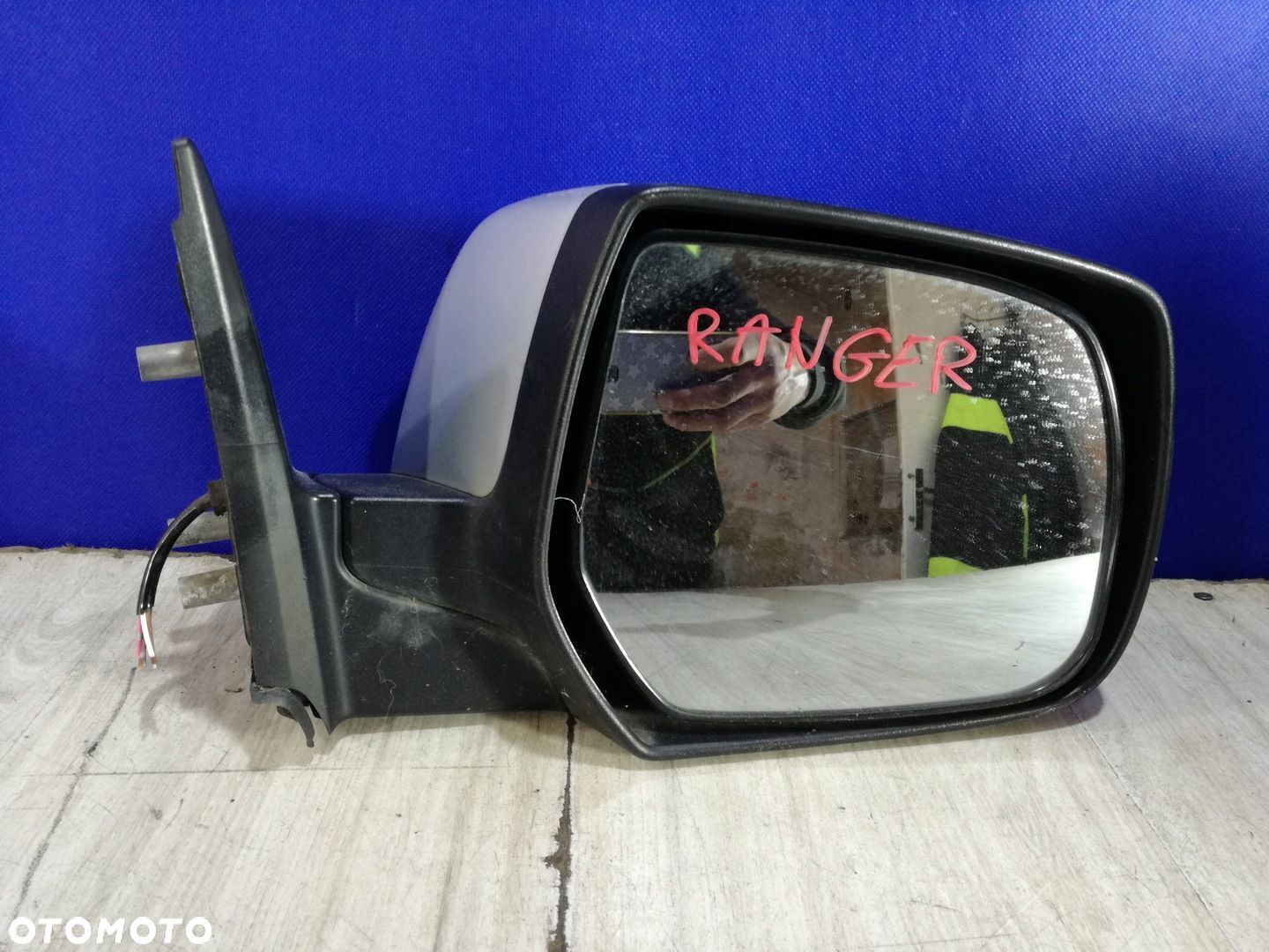 Ford Ranger IV 06/09 lusterko zewnętrzne kompletne prawe 3 - piny UK - 1