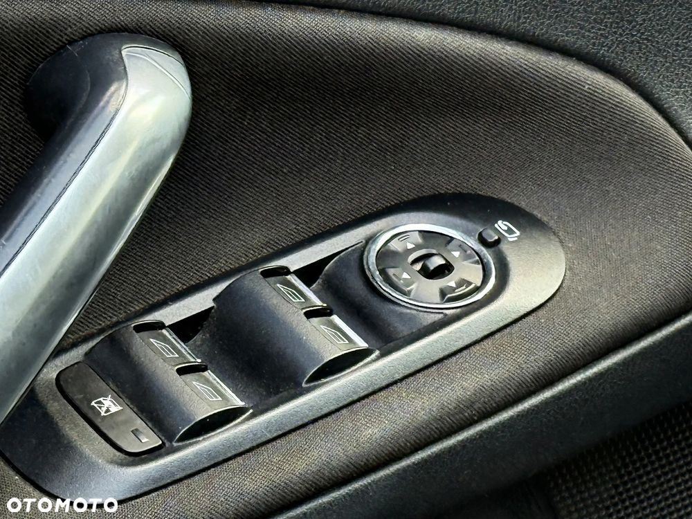 Ford Mondeo 2.0 Black Magic - 32