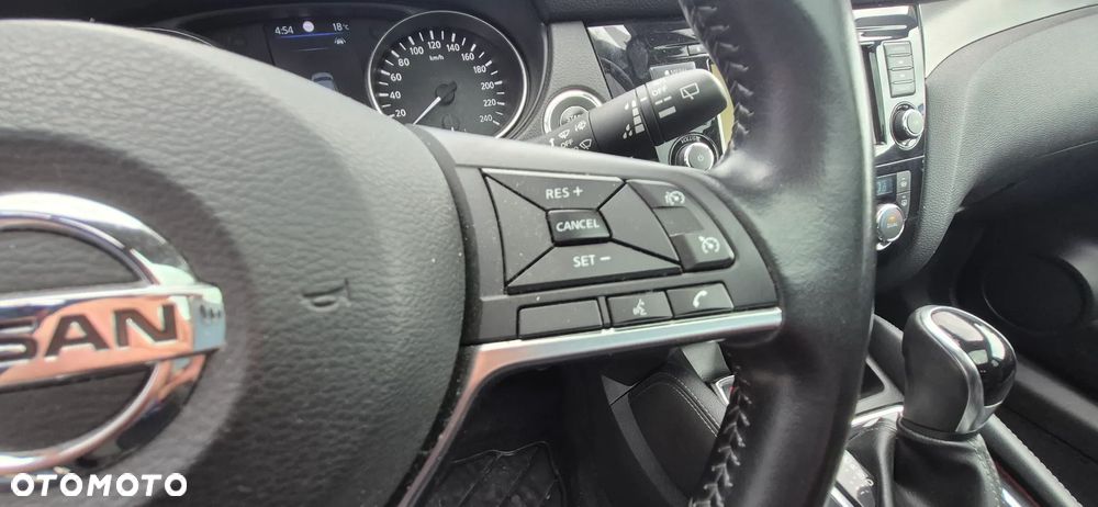 Nissan Qashqai 1.3 DIG-T DCT N-CONNECTA - 15