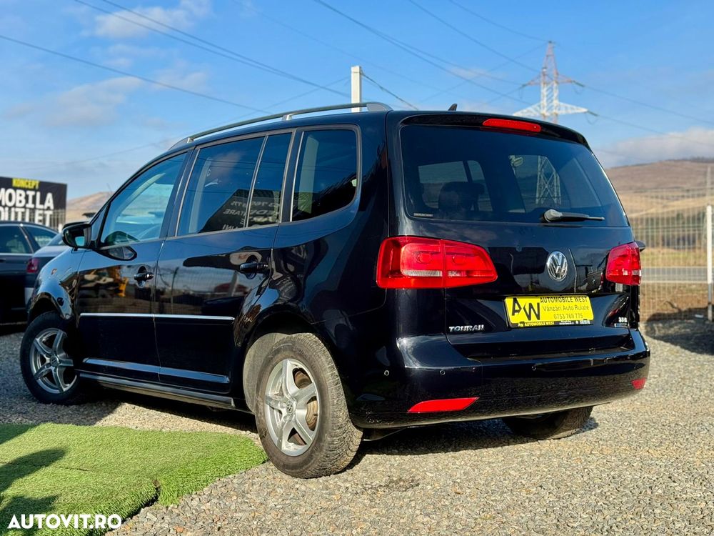 Volkswagen Touran 1.6 TDI DSG Highline - 15