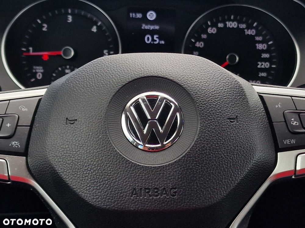 Volkswagen Passat 2.0 TDI EVO Business - 32
