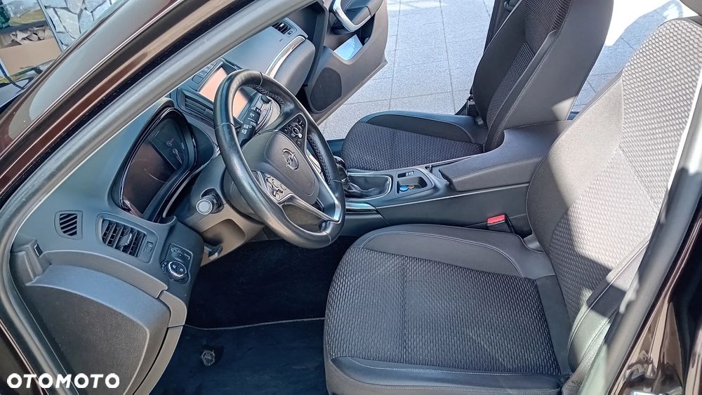 Opel Insignia 1.6 T Cosmo S&S EU6 - 11