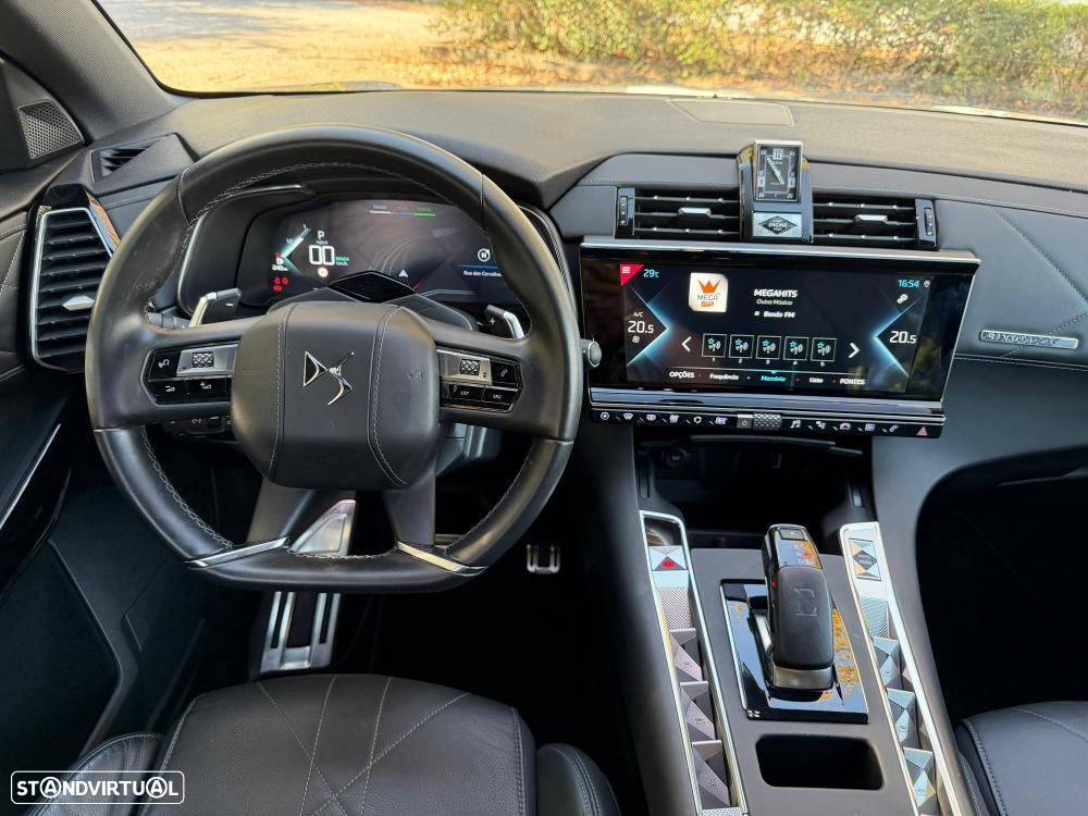 DS DS7 Crossback E-Tense Performance Line EAT8 - 12