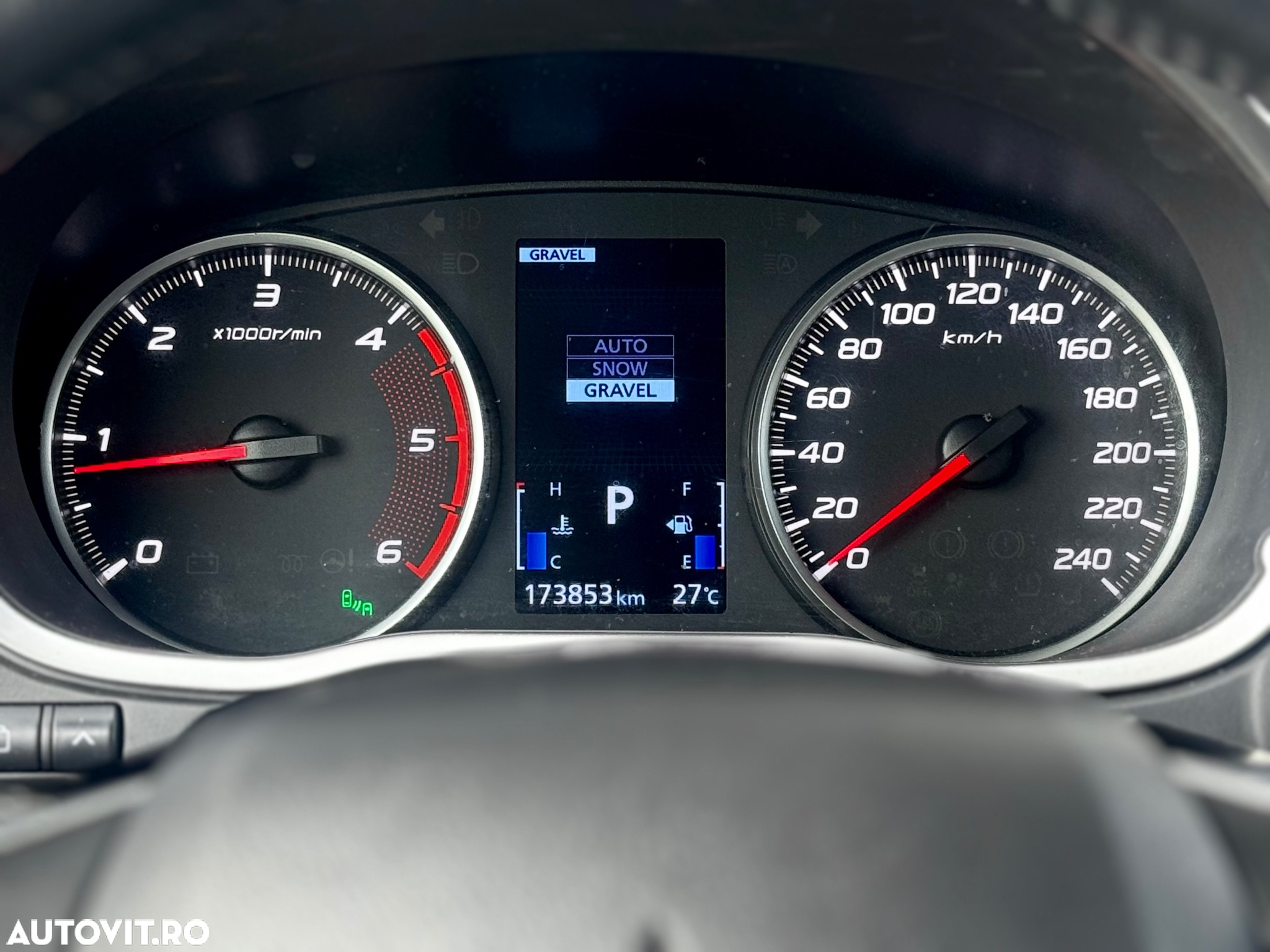 Mitsubishi Eclipse-Cross - 13