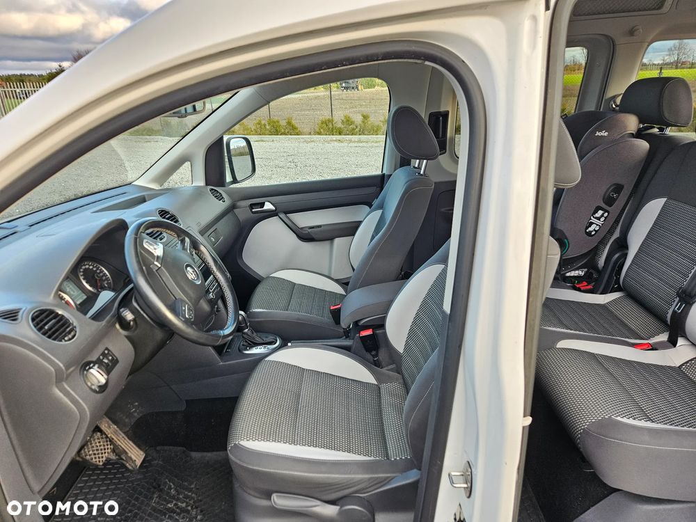 Volkswagen Caddy Cross Trendline 4Motion DSG - 24