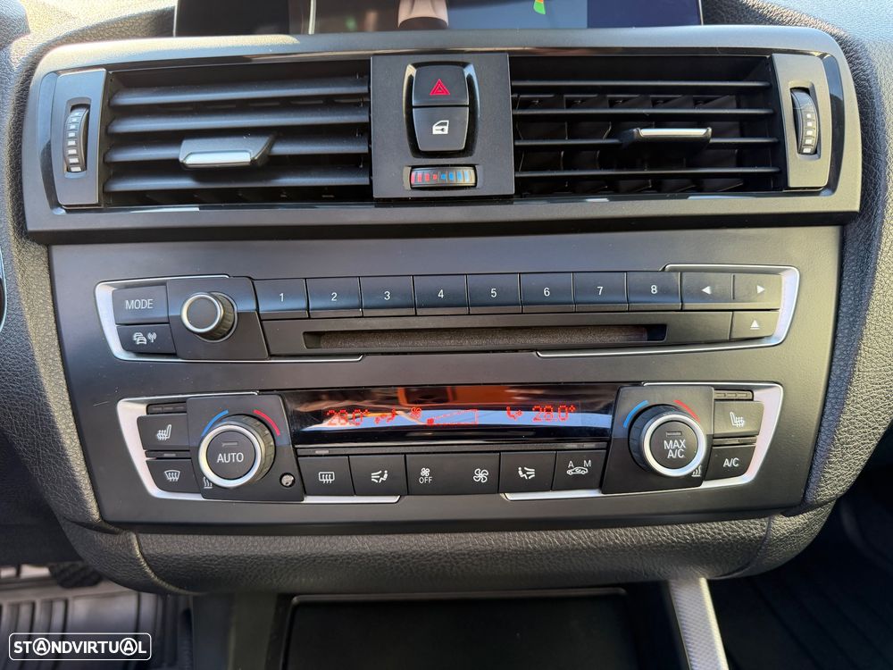 BMW 120 d Pack M - 37