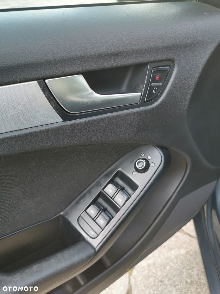 Audi A4 Avant 3.0 TDI Quattro Tiptronic - 8