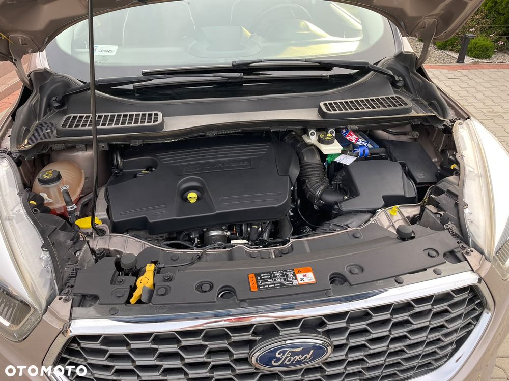 Ford Kuga 2.0 TDCi 4x4 Vignale - 2