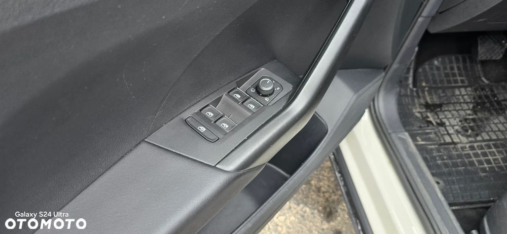Volkswagen T-Cross - 9
