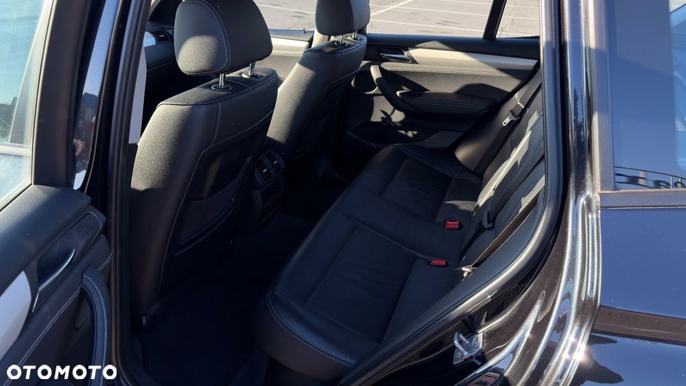 BMW X3 xDrive20d - 28