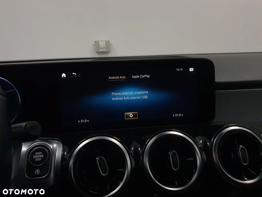 Mercedes-Benz GLB 200 d 4-Matic AMG Line 8G-DCT - 17