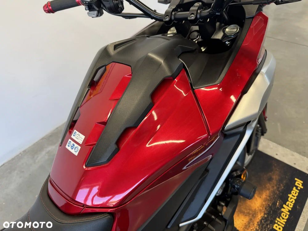 Honda NC - 16