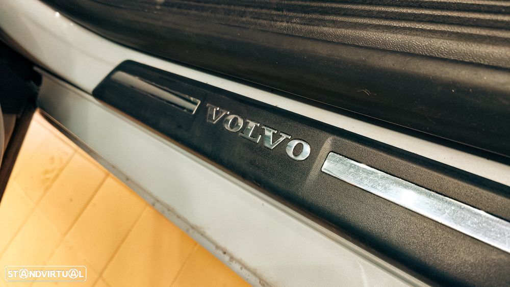 Volvo V40 D2 Summum - 22