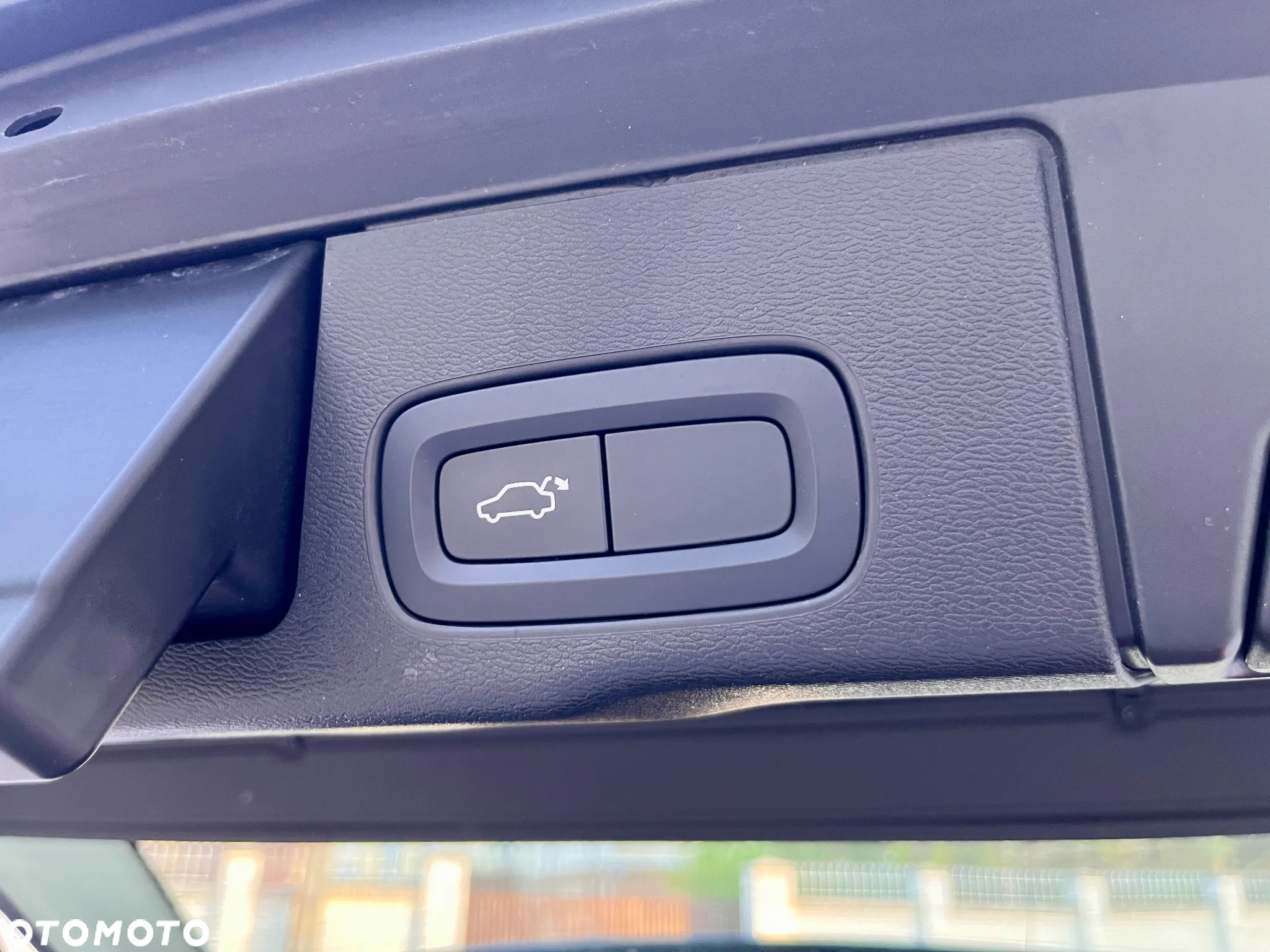 Volvo XC 60 T8 AWD Plug-In Hybrid Momentum - 22