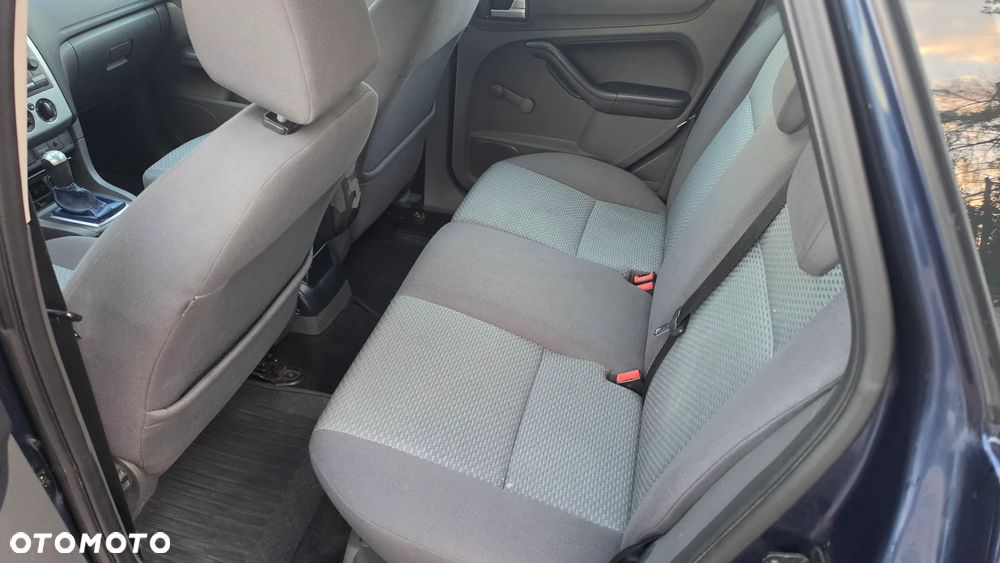 Ford Focus SW 1.6 TDCi Trend + - 11