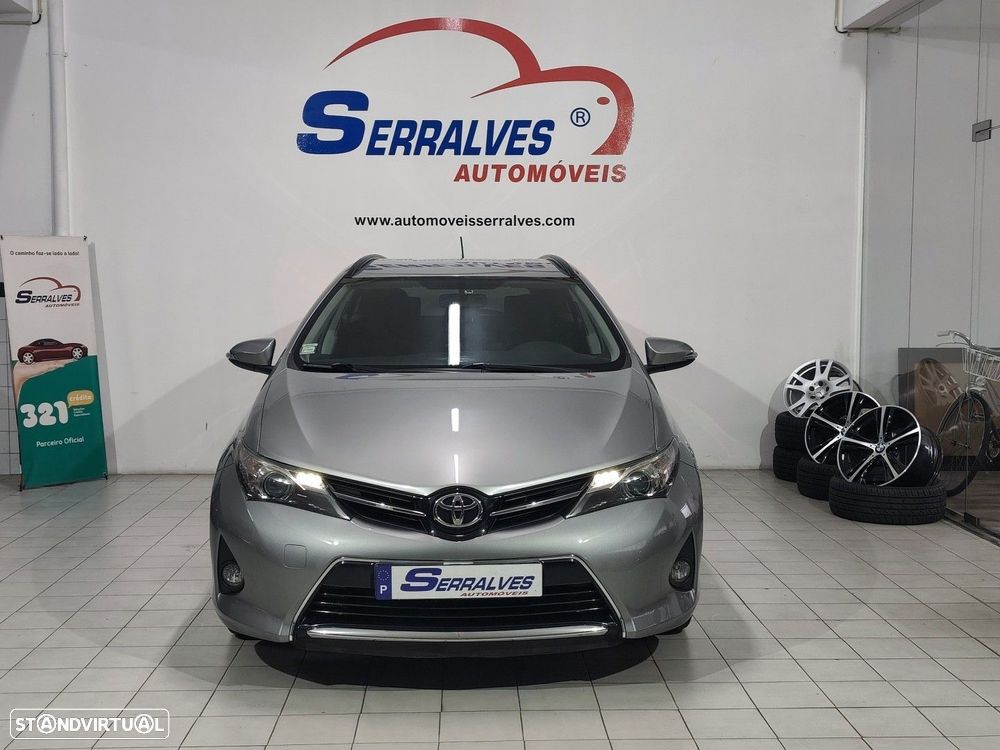 Toyota Auris Touring Sports 1.4 D-4D Comfort+Pack Sport - 2