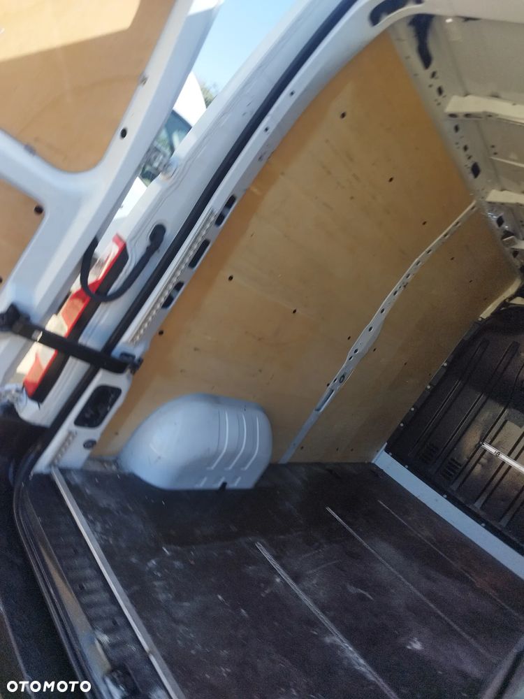 Renault Master - 11