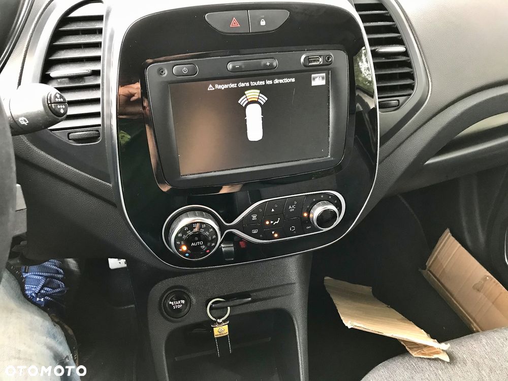 Renault Captur - 16