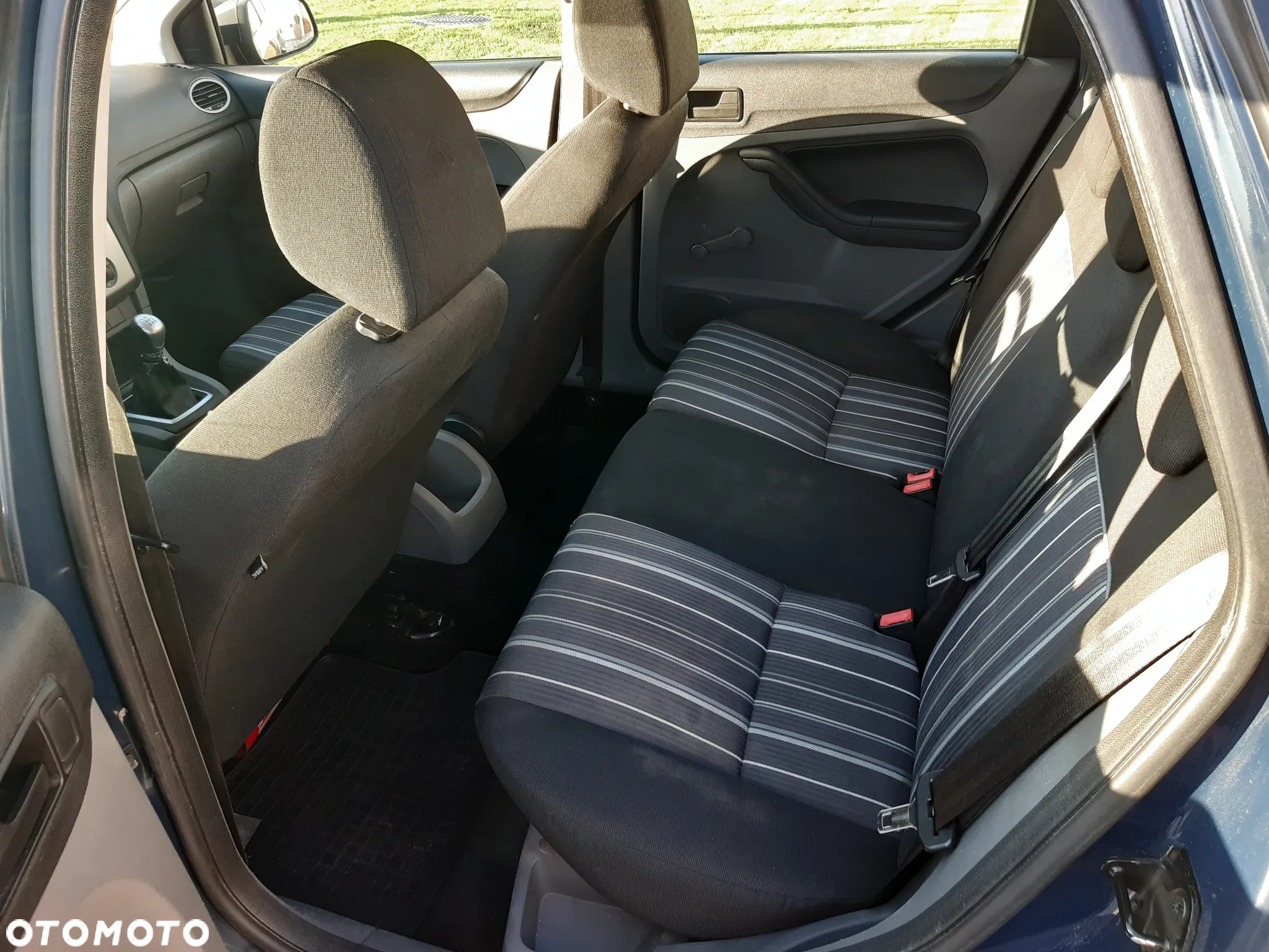 Ford Focus 1.6 Ambiente - 7