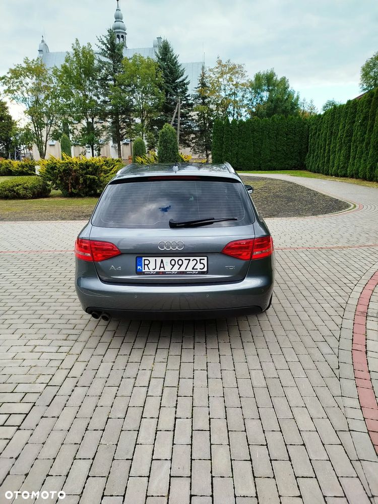 Audi A4 Avant 2.0 TDI - 6