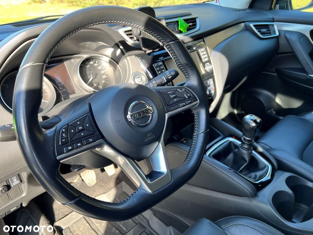 Nissan Qashqai 1.6 DCi 4x4 Tekna+ - 13