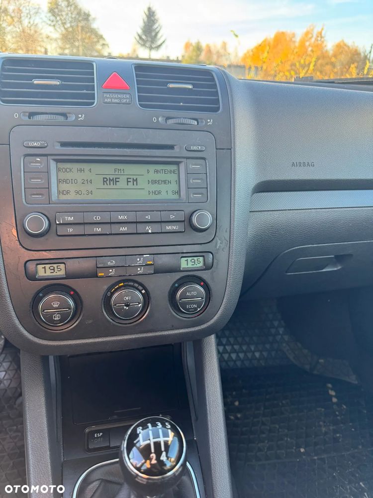 Volkswagen Golf 1.9 TDI Comfortline - 8