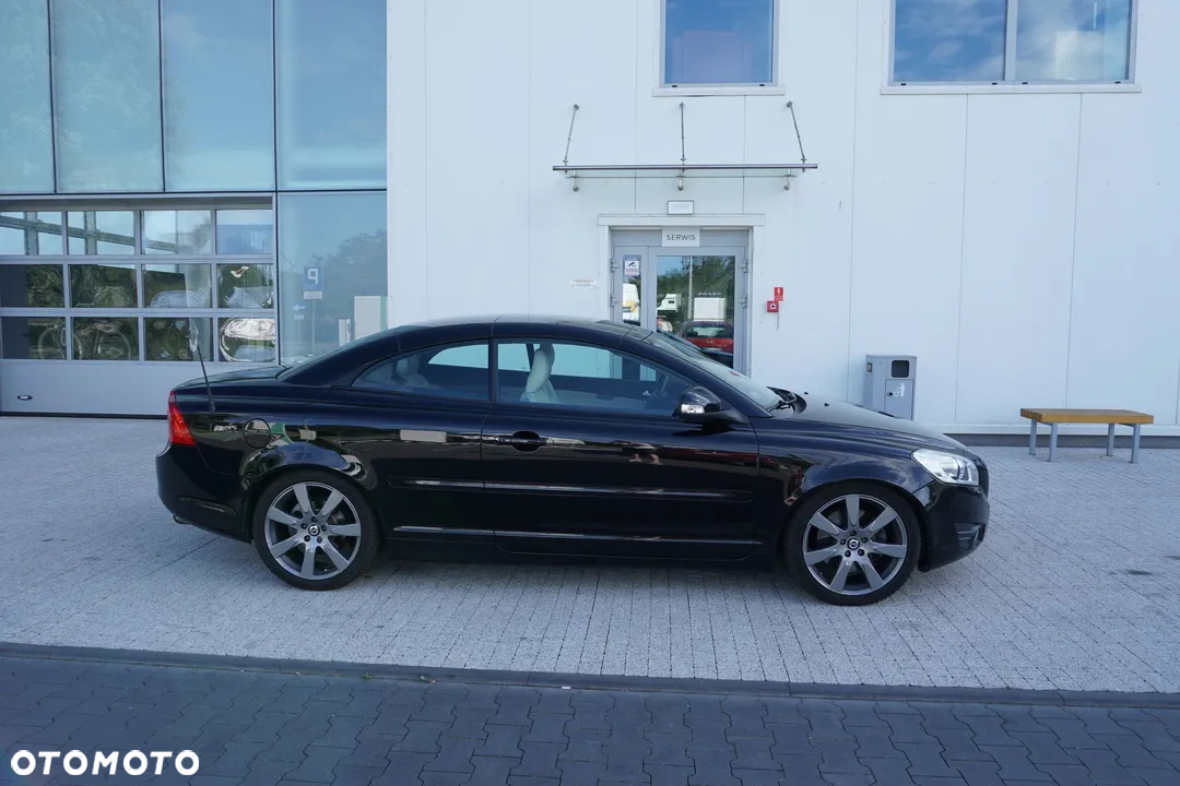 Volvo C70 D3 Summum - 23