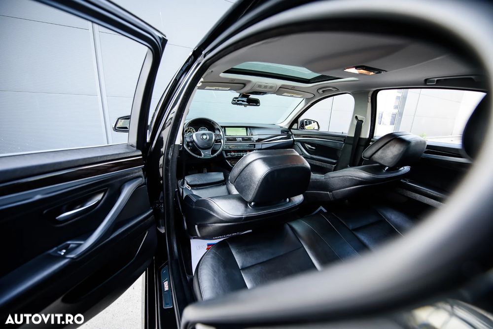 BMW Seria 5 530d Sport-Aut. - 12