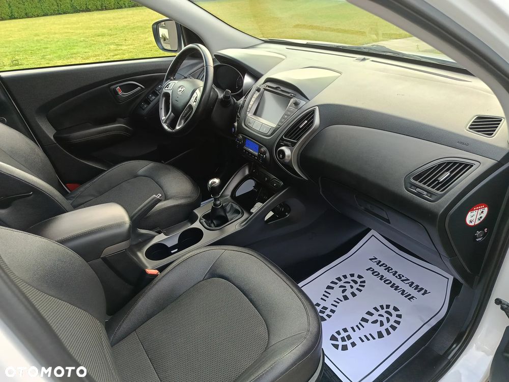 Hyundai ix35 1.7 CRDi 2WD Fifa World Cup Edition - 37