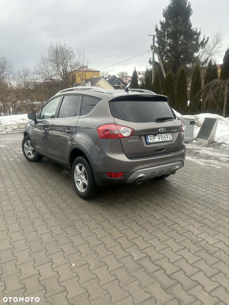 Ford Kuga - 3