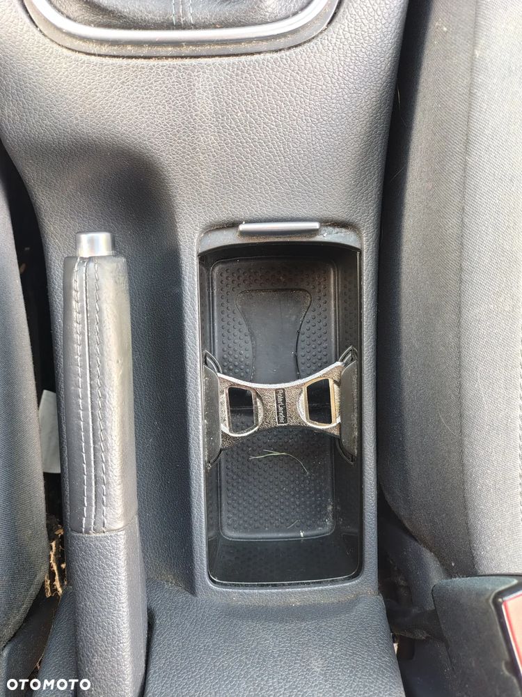 Volkswagen Golf 1.9 TDI Comfortline - 19