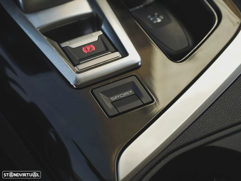 Peugeot 5008 BlueHDI 130 EAT8 Allure - 27