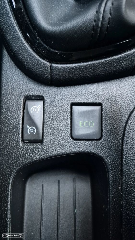 Renault Clio dCi 75 Stop & Start Expression - 20
