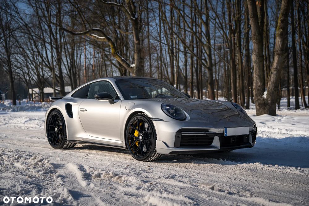 Porsche 911 Turbo S - 1